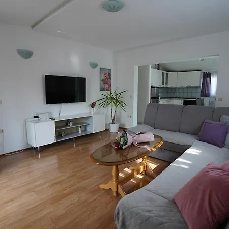 Marija Apartment